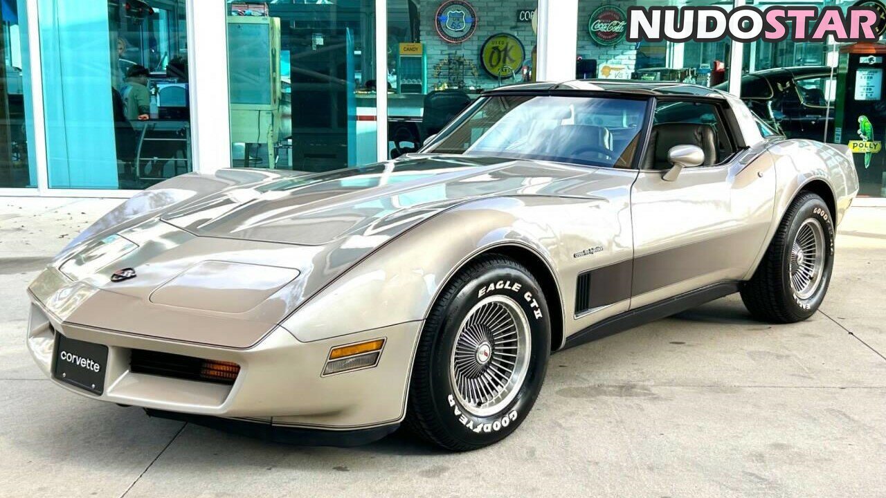 1982.corvette Nude  21