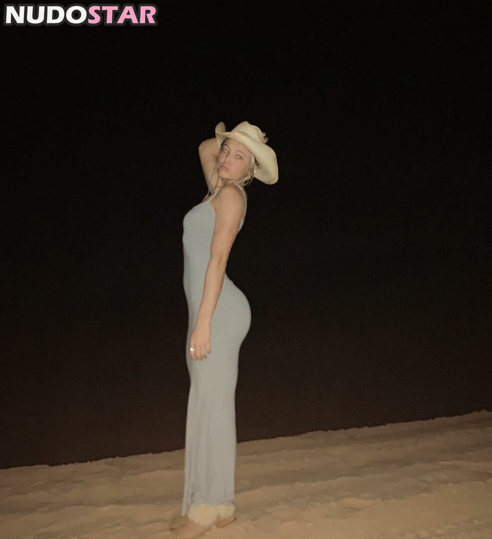 2003sidney2003 / sidneyystewartt Nude  6