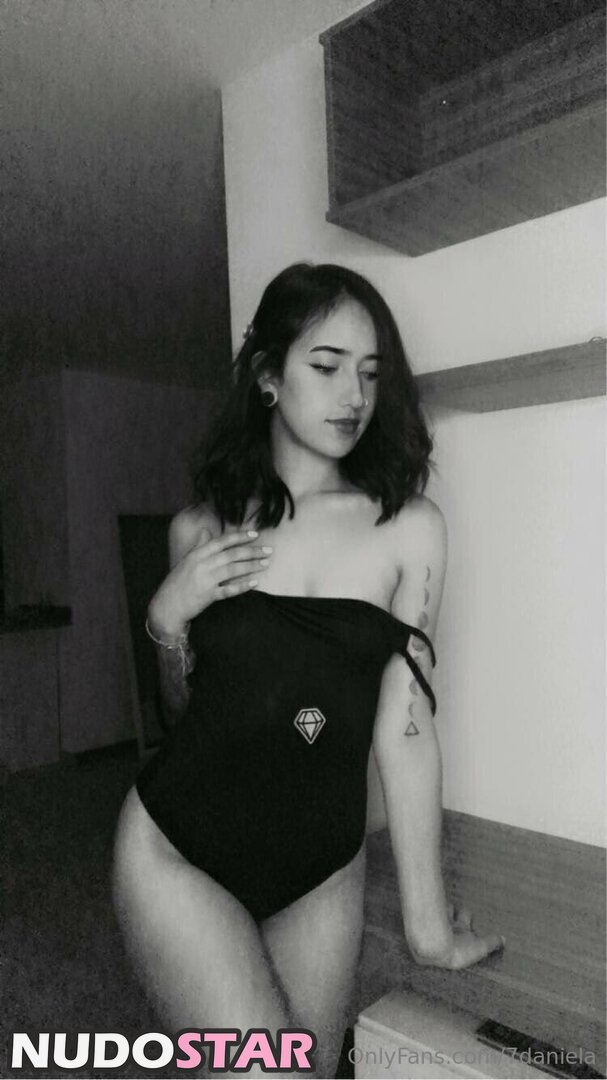 22daniela Nude  23
