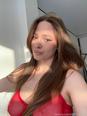 _52_ / EmilyMell / _emikit_ / _emilyvav_ / emily_meeell / lia-lioness / srygafon Nude Leaks Photo 12
