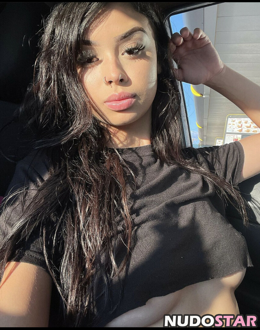 802snbubbles / Sarhay Navarro / mami.navarro / saranavarronava Nude  OnlyFans 1