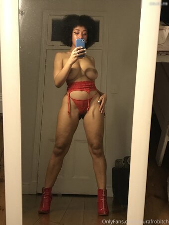 95093 Nude Leaks Photo 2