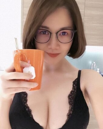 98scoopsofmae Nude Leaks Photo 3