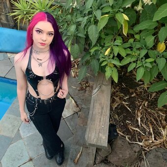 2bratty Nude Leaks Photo 10