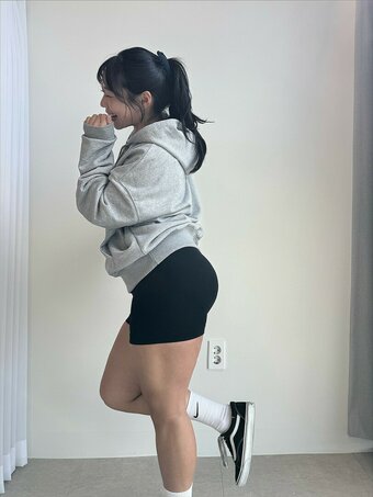 2ee_luda Nude Leaks Photo 2