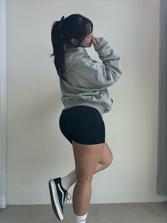 2ee_luda Nude Leaks Photo 3