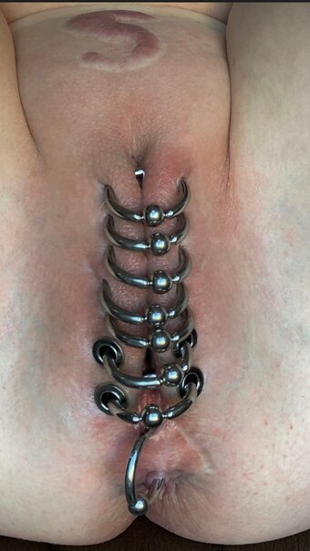 2iris / slave2iris Nude Leaks Photo 2