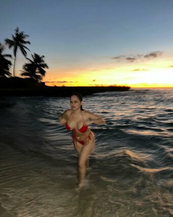 2muchsum / https: / sumsumlynn Nude Leaks Photo 18