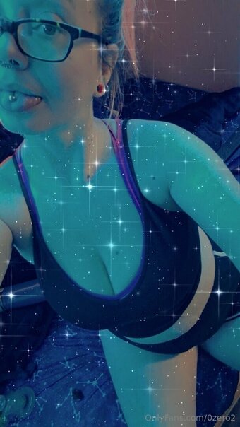 0zero2 Nude Leaks Photo 2