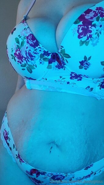 0zero2 Nude Leaks Photo 13