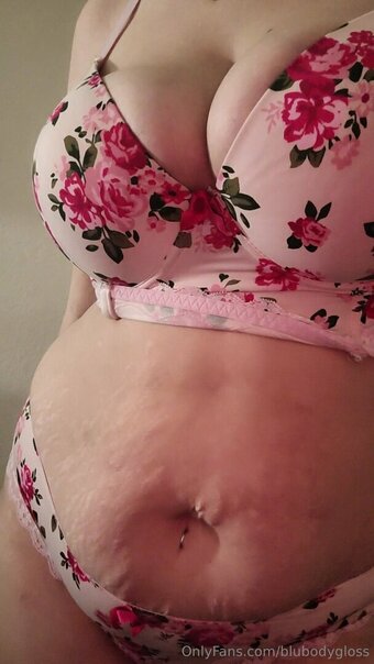 0zero2 Nude Leaks Photo 15