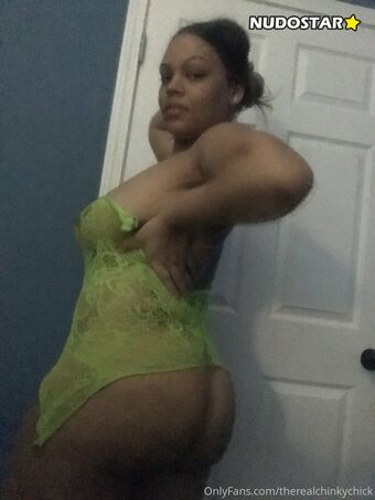 Chinky Chick Nude Leaks Photo 10