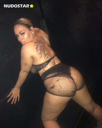 Chinky Chick Nude Leaks Photo 35