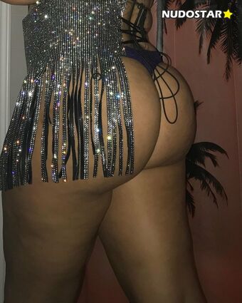 Chinky Chick Nude Leaks Photo 52