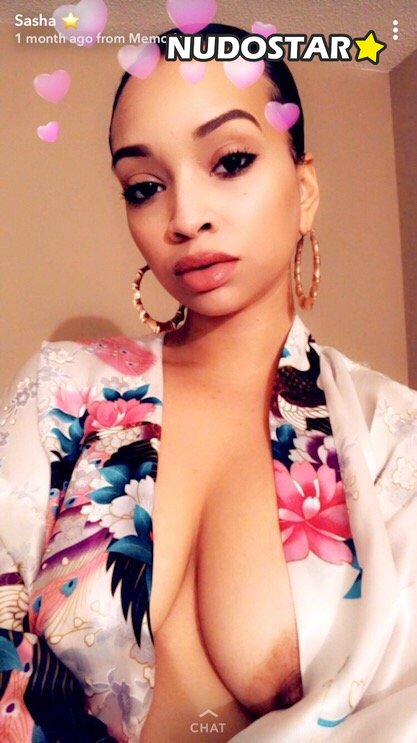 Sasha Estrella Leaked Photo 6