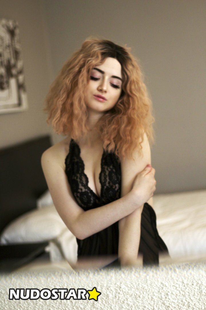 Celestia Vega Leaked Photo 5