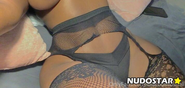 blacbombshell / blacbombshell1 / blackbombsh3ll Nude Leaks OnlyFans Photo 43