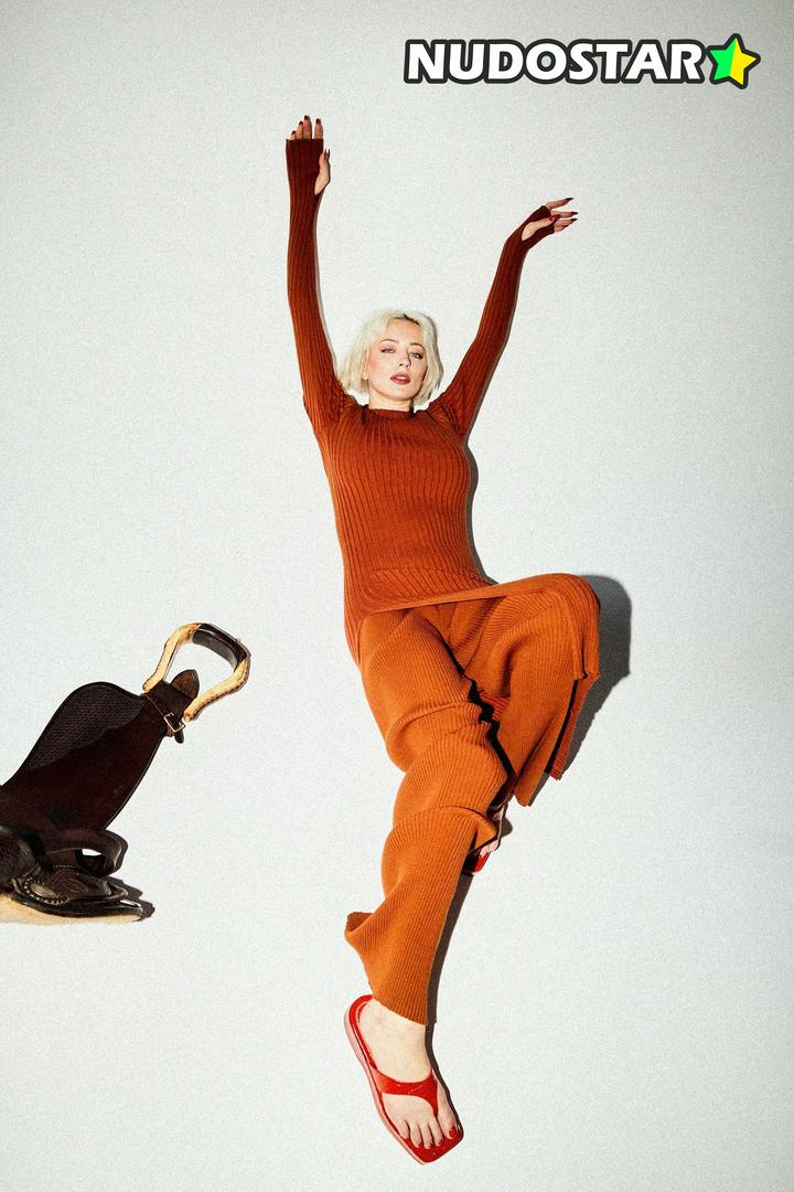 Caroline Vreeland Leaked Photo 20