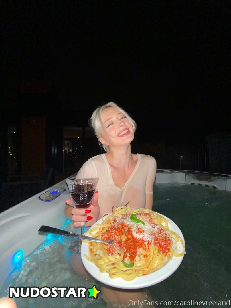 Caroline Vreeland Leaked Photo 32