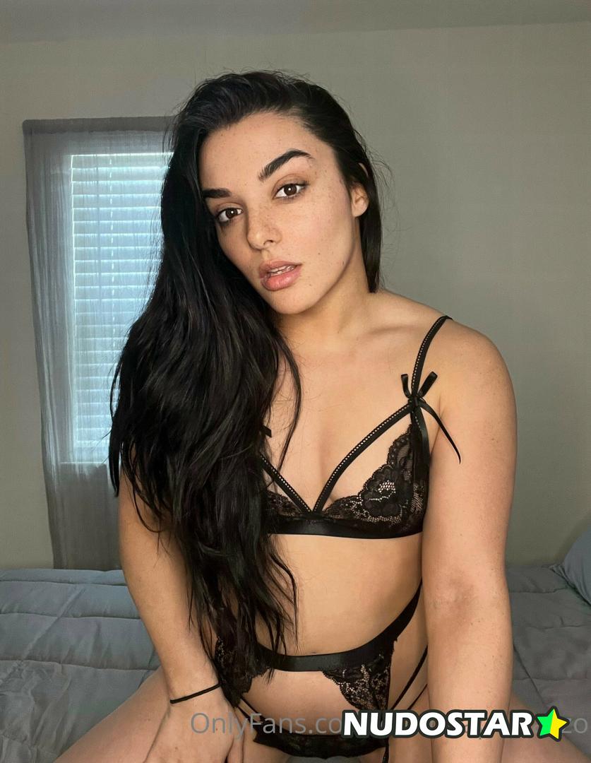 Deonna Purrazzo Leaked Photo 4