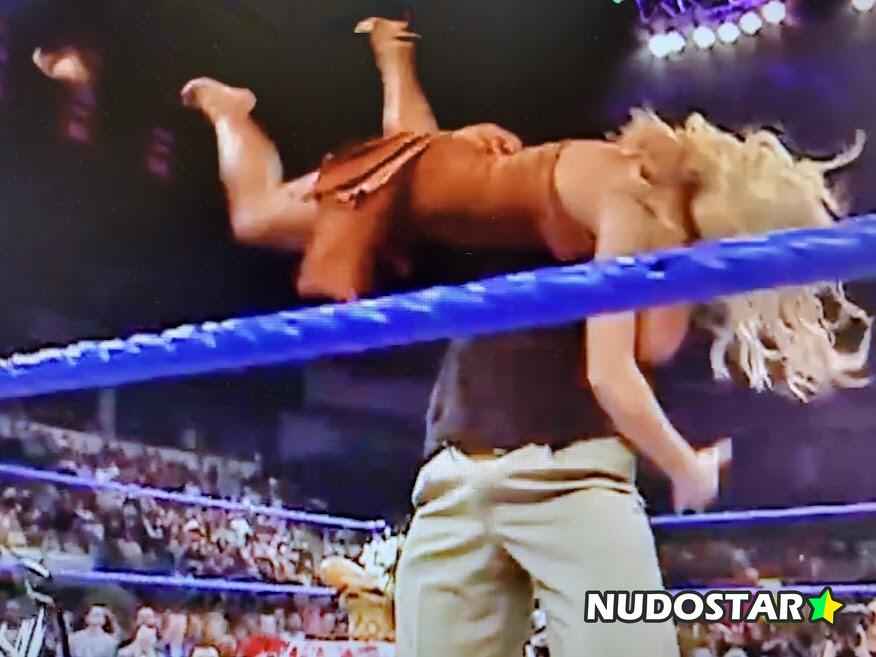Torrie Wilson Leaked Photo 4