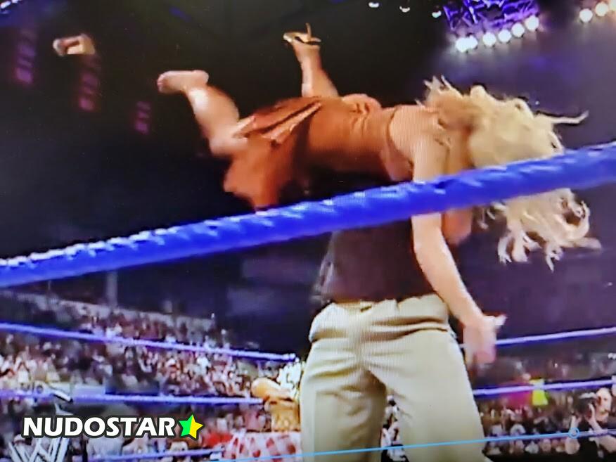 Torrie Wilson Leaked Photo 13