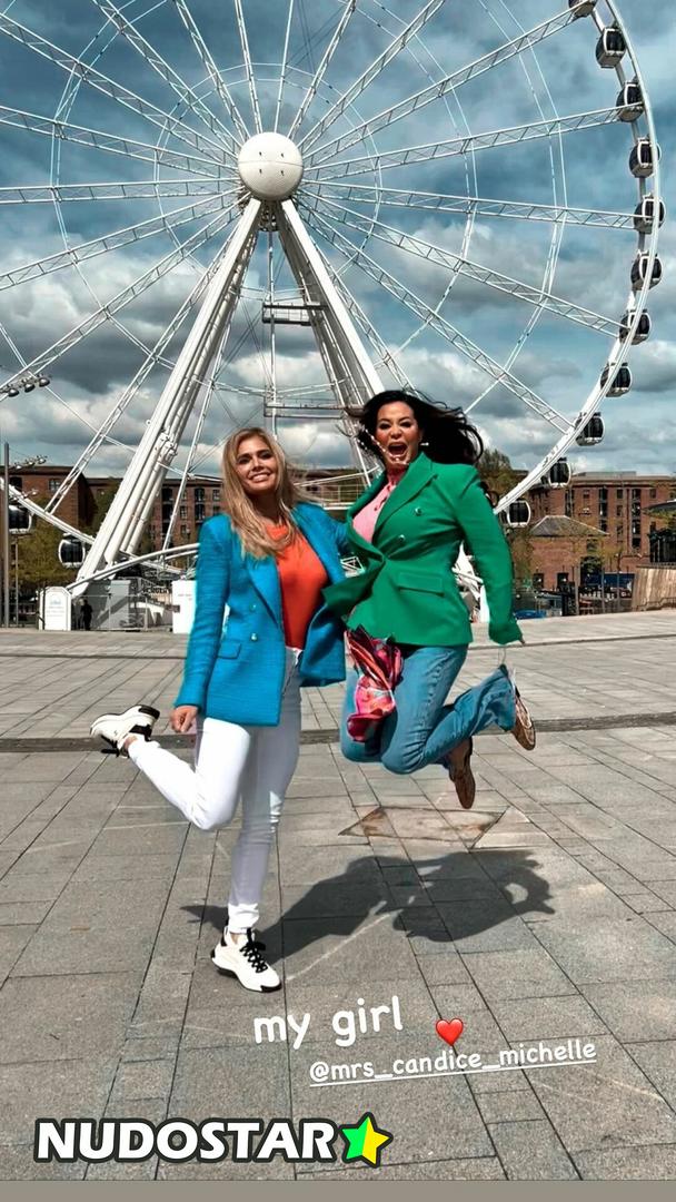 Torrie Wilson Leaked Photo 32