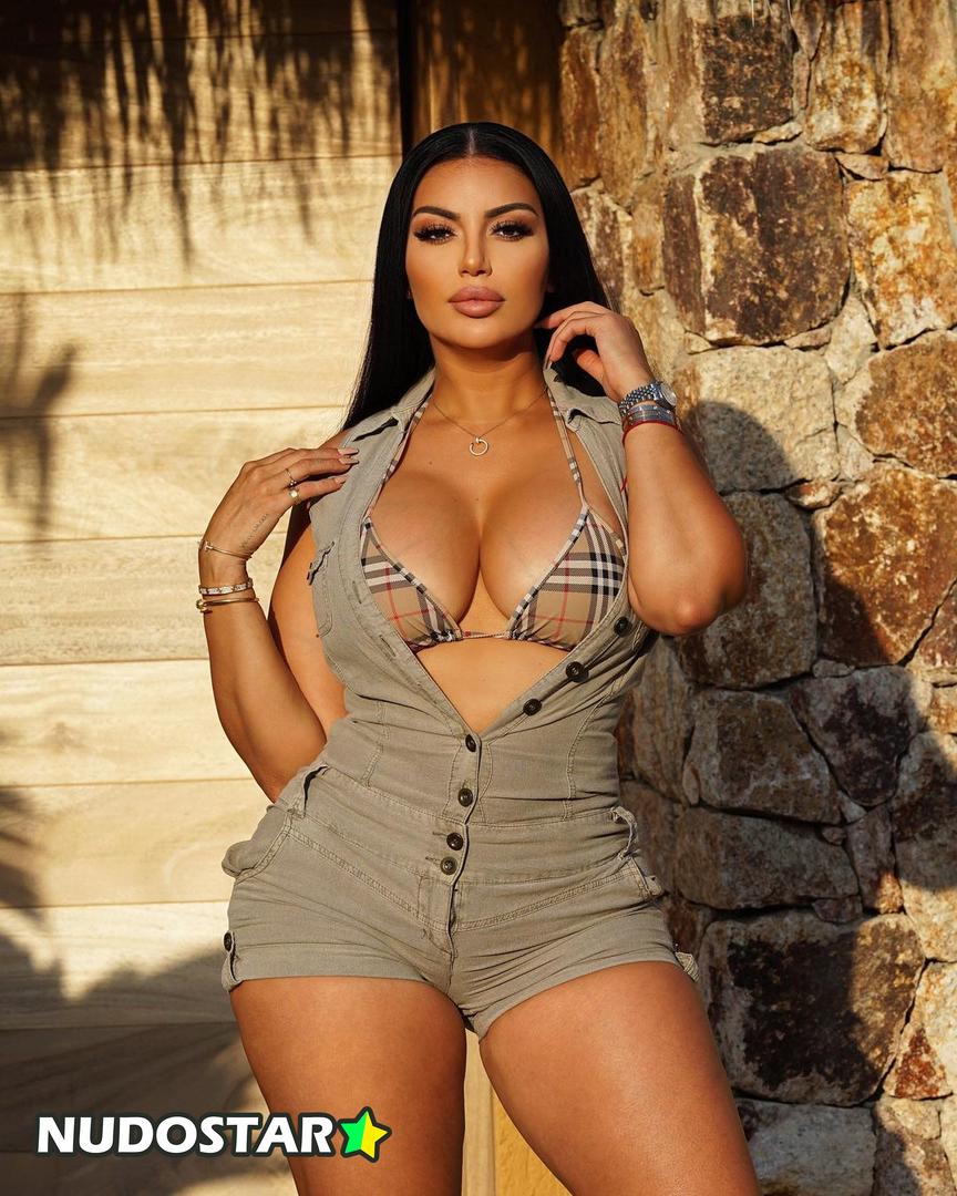 lareinasworld Leaked Photo 18