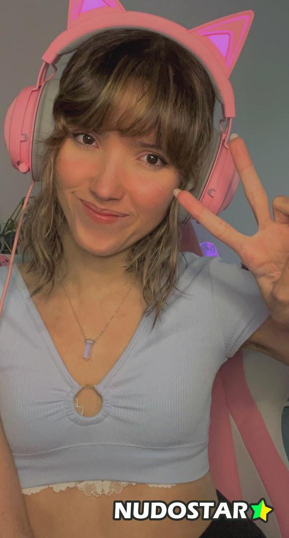 Strawberrygirlkairi Leaked Photo 26