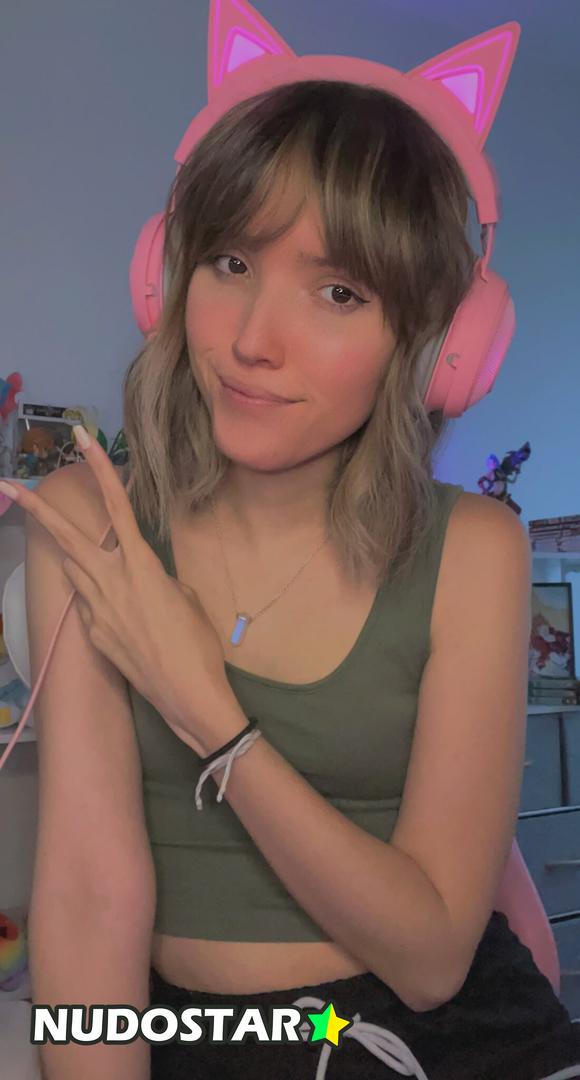 Strawberrygirlkairi Leaked Photo 38