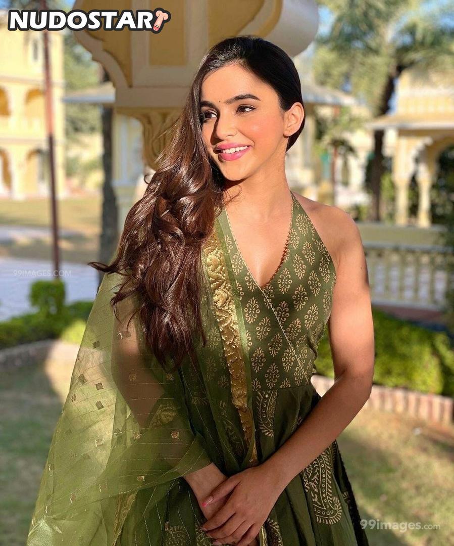 Ankitta Sharma Leaked Photo 32