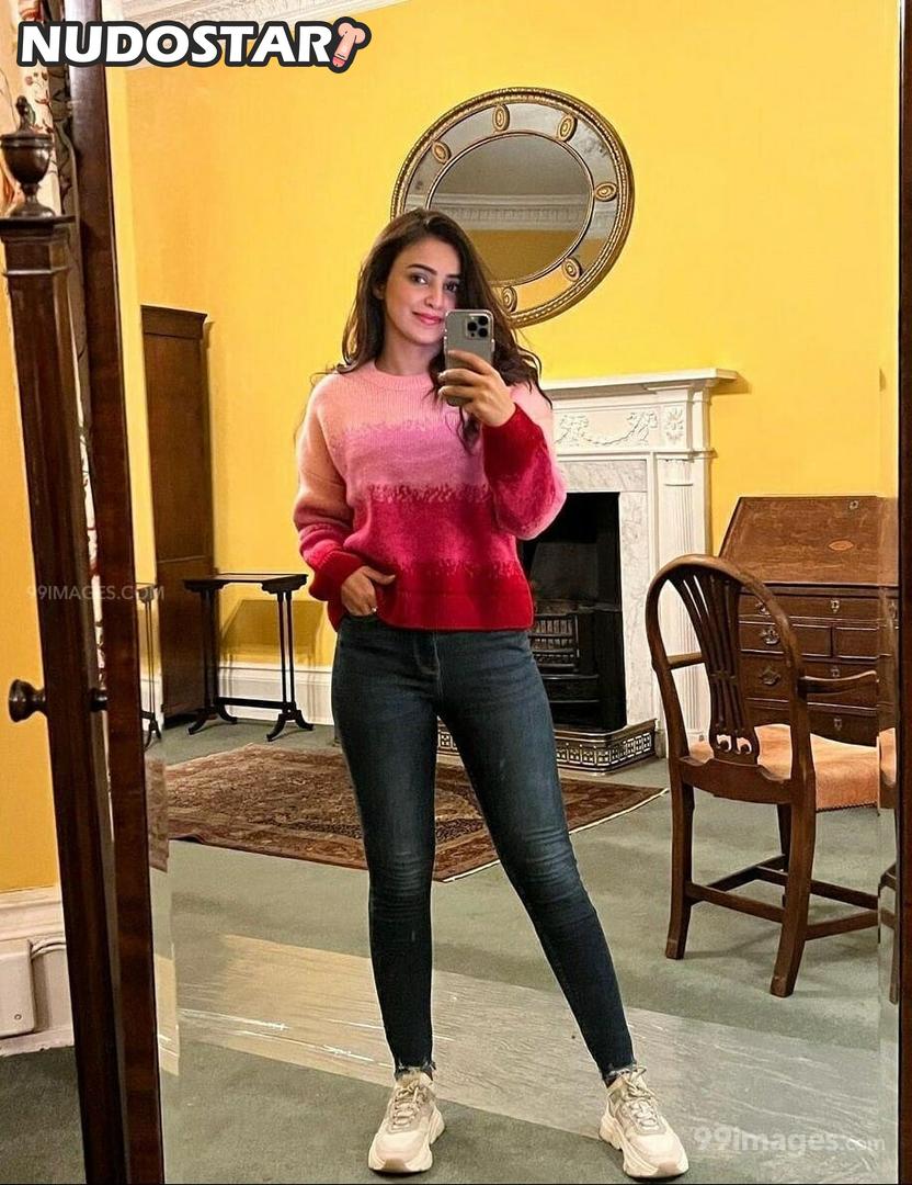 Ankitta Sharma Leaked Photo 43