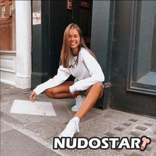 Anna Zak Leaked Photo 18