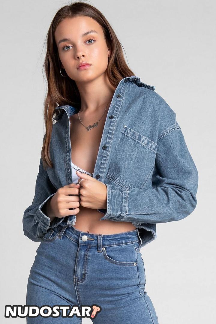 Anna Zak Leaked Photo 34