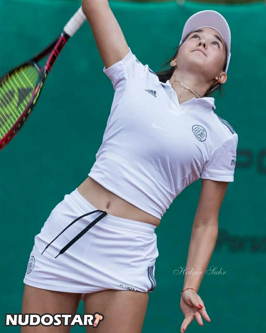 Eva Lys Leaked Photo 6