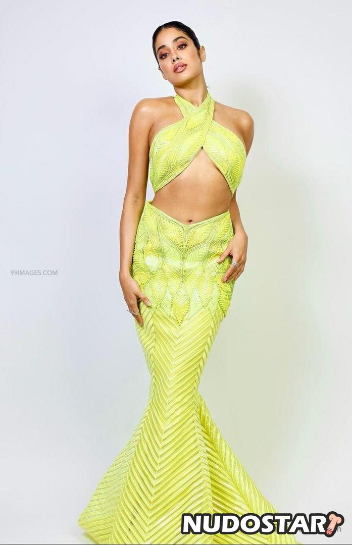 Janhvi Kapoor Leaked Photo 5