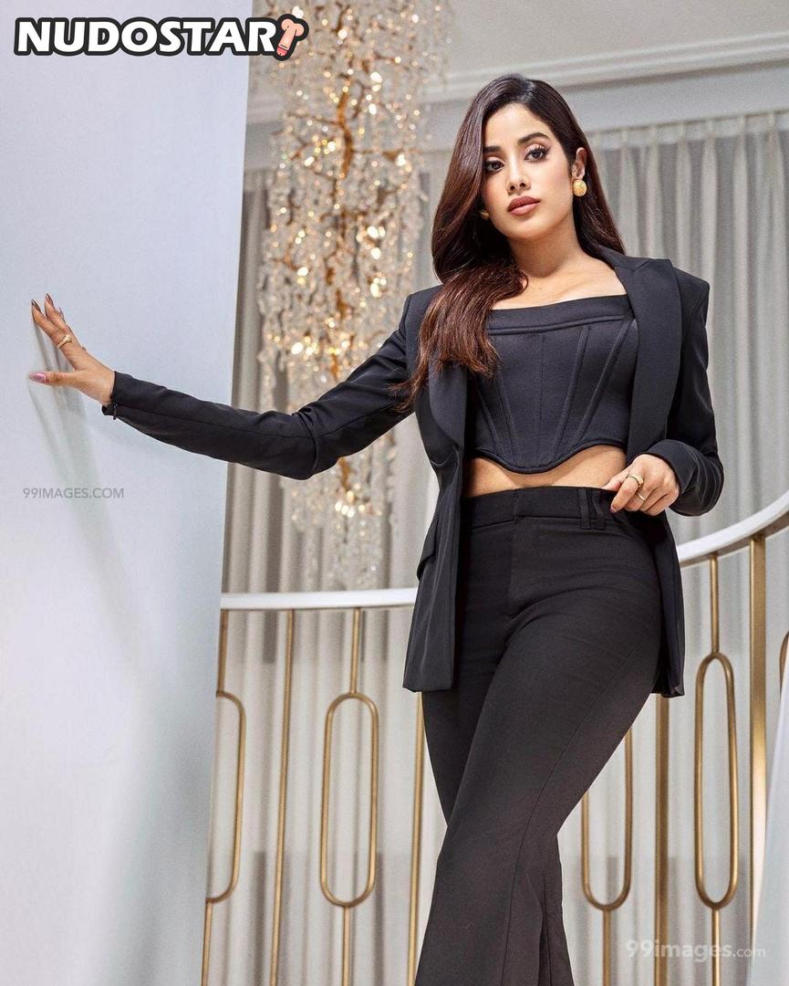 Janhvi Kapoor Leaked Photo 19