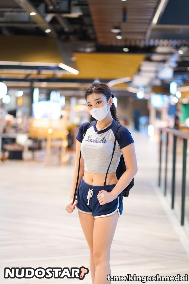 Livy Renata Leaked Photo 9