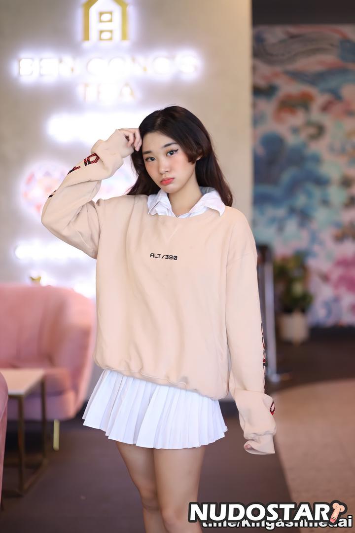 Livy Renata Leaked Photo 13