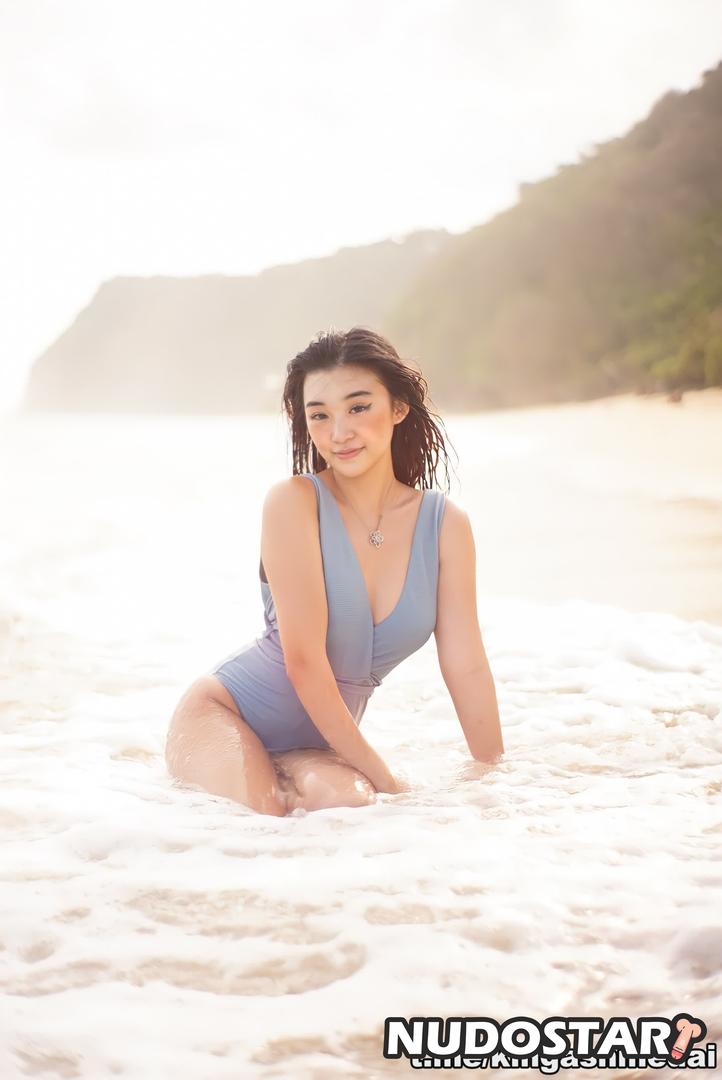 Livy Renata Leaked Photo 34