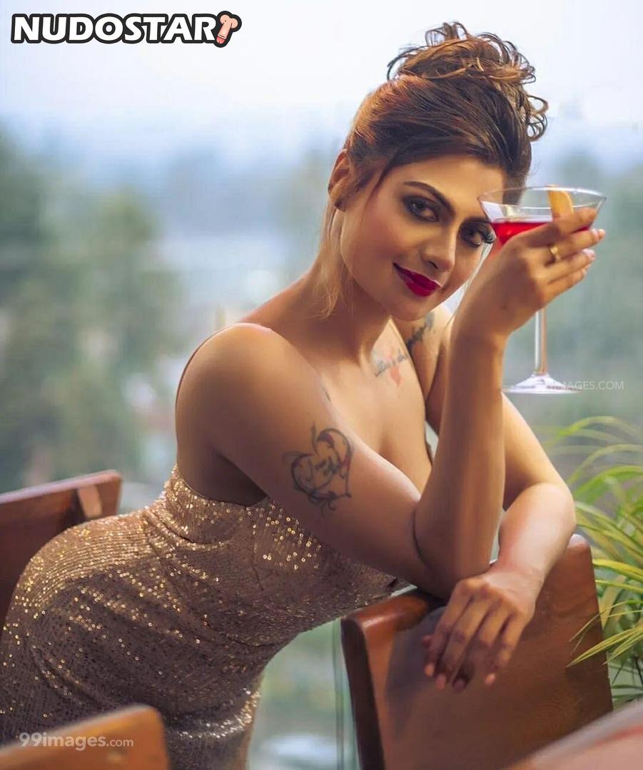 Suhaani Laskar Leaked Photo 8