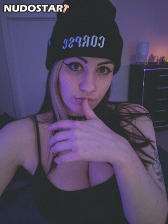 Concealedbones / Margean Nicoleta Ersilia Nude Leaks Photo 23