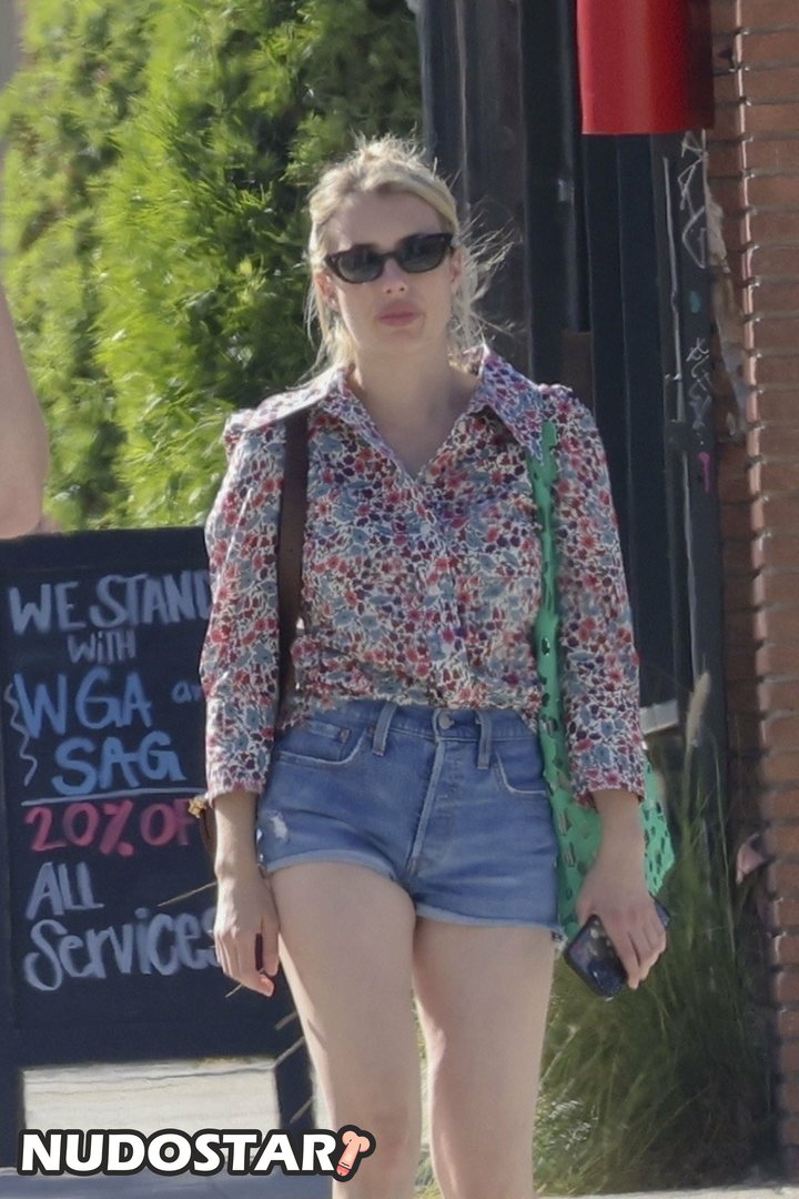 Emma Roberts Leaked Photo 1