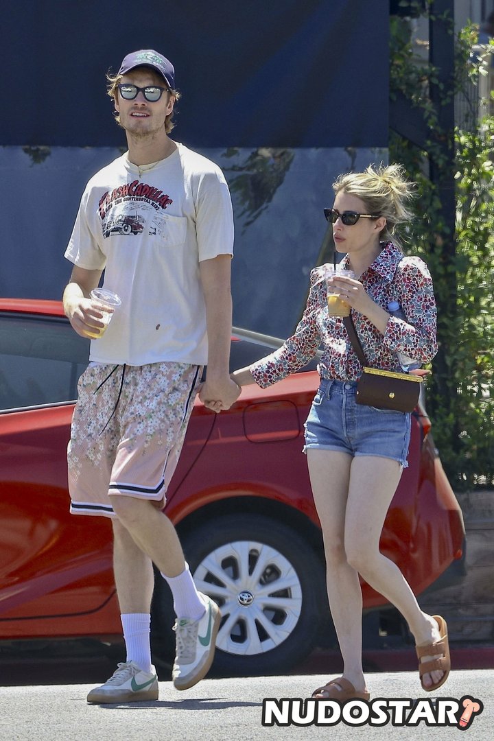 Emma Roberts Leaked Photo 5