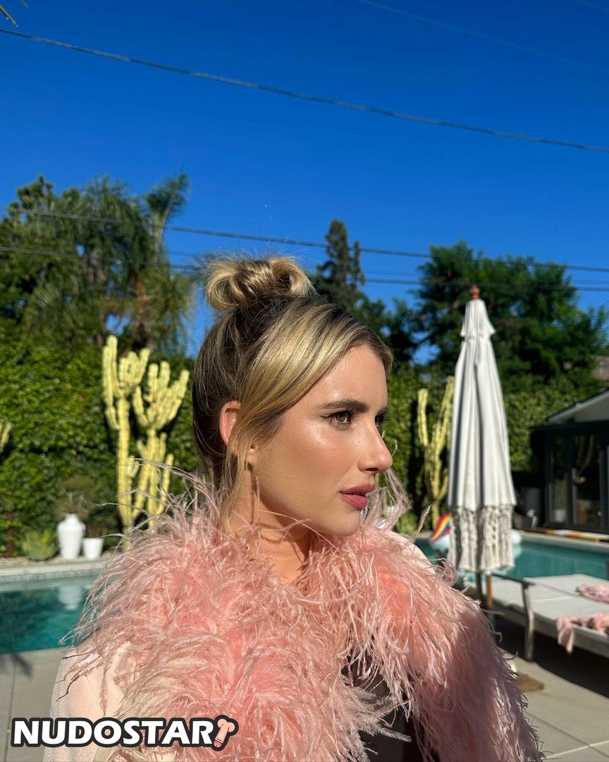 Emma Roberts Leaked Photo 9