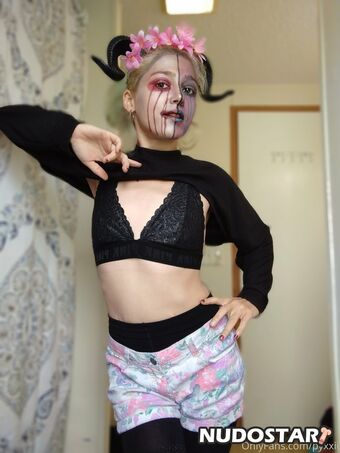 Pyxxii Nude Leaks OnlyFans Photo 5