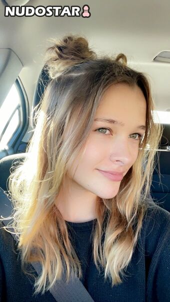 Flowwithsky / feenique / skyflowartist Nude Leaks OnlyFans Photo 11