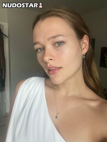 Flowwithsky / feenique / skyflowartist Nude Leaks OnlyFans Photo 46