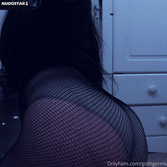 Gothgerms Nude Leaks OnlyFans Photo 71
