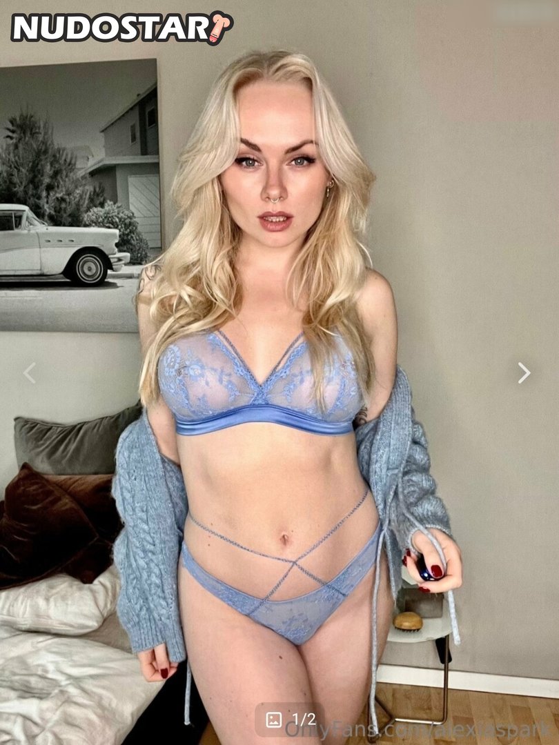 Alexia Spark OnlyFans Leaks (18 Photos)